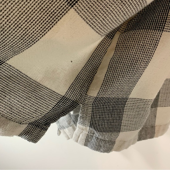 2/$35 Lane Bryant Plaid Bell Ruffle Sleeve Blouse Tunic - Picture 7 of 13